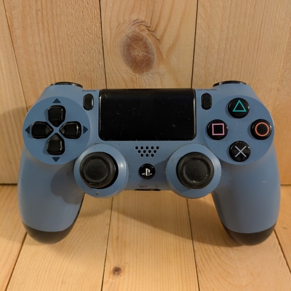 Sony DualShock 4 Wireless Controller - Used - Picture 1 of 8